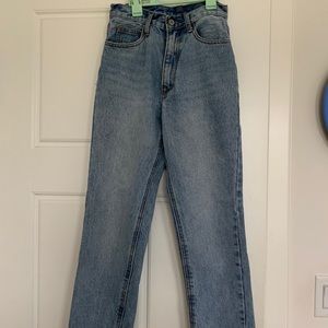 Brandy melville mom jeans